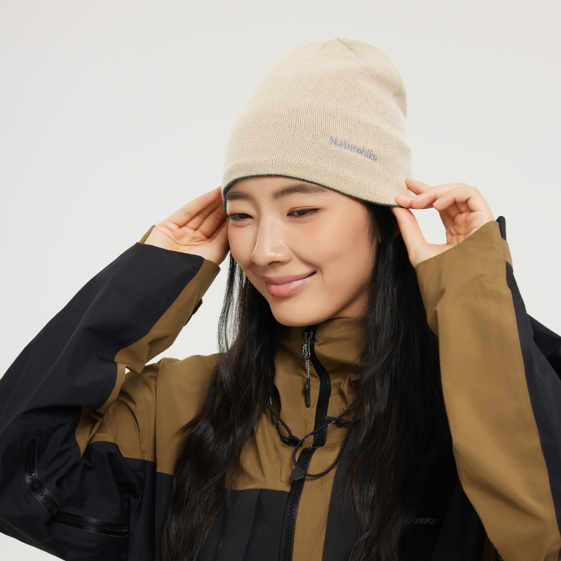 Naturehike zimní čepice z merino vlny 62g - černá